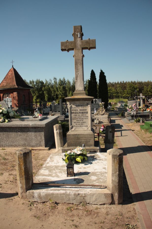 2018-05-06 Cielądz - cmentarz parafialny (19)