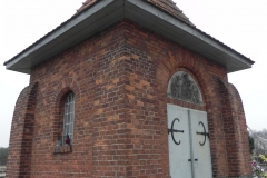 2011-11-19 Cielądz - cmentarz parafialny (10)