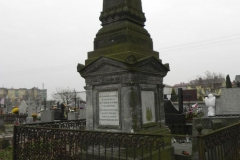 2011-11-19 Cielądz - cmentarz parafialny (14)