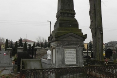 2011-11-19 Cielądz - cmentarz parafialny (16)