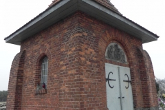 2011-11-19 Cielądz - cmentarz parafialny (9)