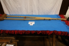 Przedmiot 2a kula do podtrzymania przy złamaniu nogi