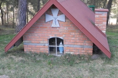 2011-04-10 Łęgonice Nowe - kościół murowany (17)