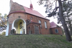 2011-04-10 Łęgonice Nowe - kościół murowany (30)