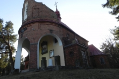 2012-03-11 Łęgonice Nowe - kościół murowany (3)