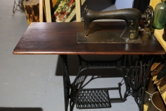 Maszyna 2i do szycia Singer duża