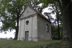 2012-09-16 Poświętne - kaplica (3)