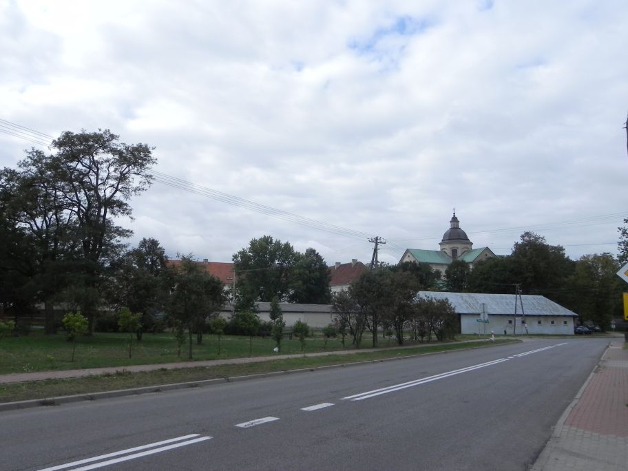 2012-09-16 Poświętne - klasztor (1)