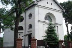 2007-06-03 Radziejowice - kościół murowany (6)