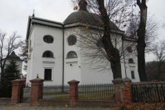 2011-11-10 Radziejowice - kościół murowany (46)