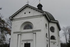 2011-11-10 Radziejowice - kościół murowany (7)