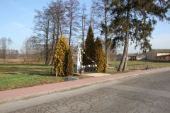 2020-02-09 Kolonia Libiszów kapliczka nr2 (1)