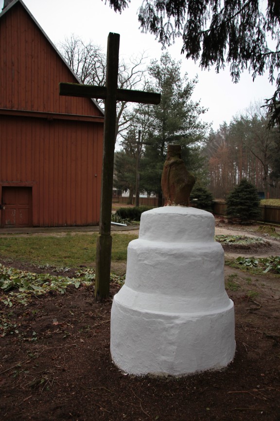 2020-12-20 Waliska kapliczka nr2 (12)