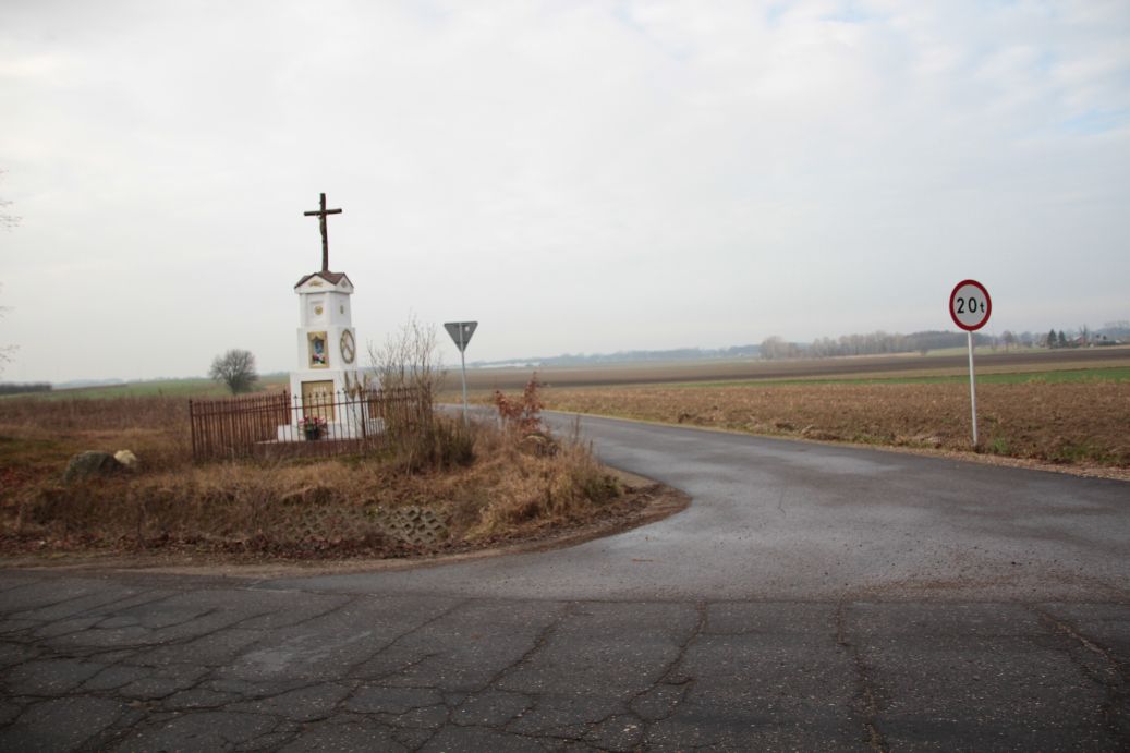 2020-01-19 Wilkowice kapliczka nr4 (1)