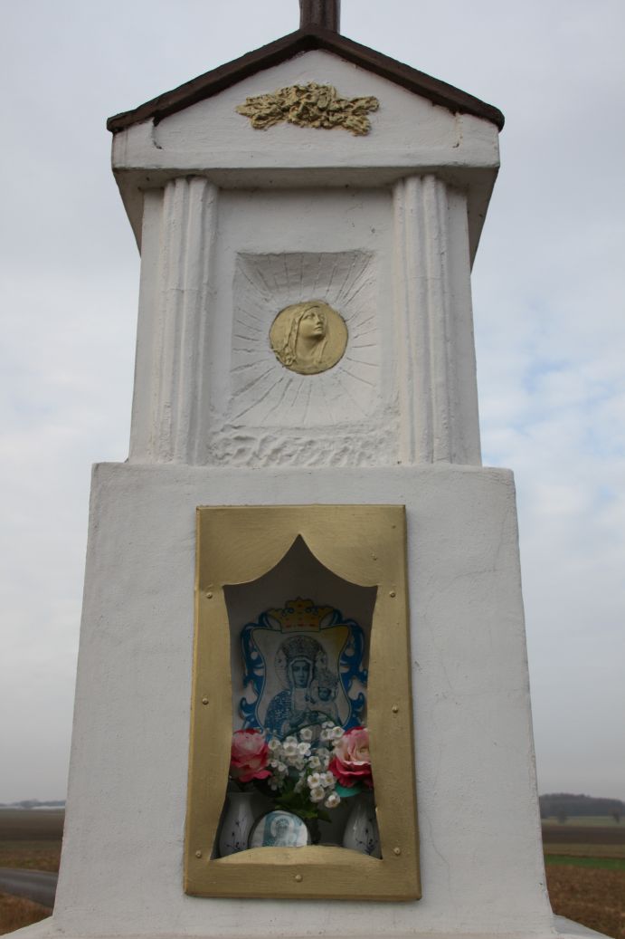 2020-01-19 Wilkowice kapliczka nr4 (10)