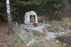 2020-01-01 Dęborzeczka - pomnik (9)