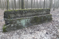 Skrzynki nr.5 postumenty (41)