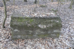 Skrzynki nr.5 postumenty (46)