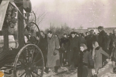 1981-01 Cielądz - Szymon Kosiacki, pogrzeb (3)