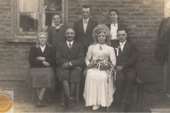 1943-10-10 Zofia, Antoni, Wawrzyniec, Felek Julia i Janina Jędras, Kazimierz Bienias (foto Wł. Błaszczyk)