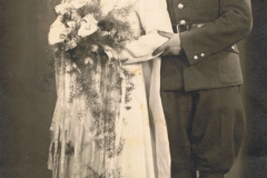 1947-12-13 Łódż - Wiesława i Michał Pawłowscy - Ślub (foto H. Grabowska Łódż ul. Narutowicza 13)