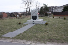 2019-03-10 Strzemeszna - pomnik (1)